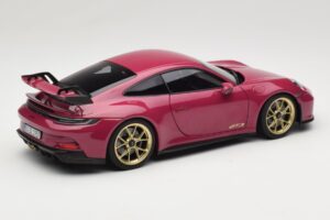 Porsche 911 992 GT3 Ruby Star Neo Norev 1:18 187381 Metāls — attēls 3 no 8