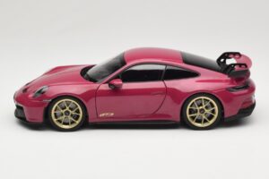 Porsche 911 992 GT3 Ruby Star Neo Norev 1:18 187381 Metāls — attēls 4 no 8