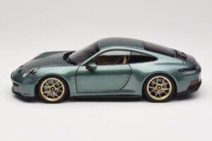 Porsche 911 992 GT3 Touring Package Malachite Green Metallic Norev 1:18 187382 Metāls — attēls 4 no 8