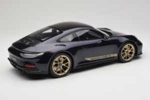 Porsche 911 992 GT3 Touring Viola Metallic GT Spirit 1:12 GT937 Sveķi — attēls 2 no 6