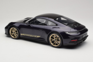 Porsche 911 992 GT3 Touring Viola Metallic GT Spirit 1:12 GT937 Sveķi — attēls 5 no 6