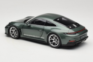 Porsche 911 992 S/T Malachite Green Metallic Norev 1:18 187472 Metāls — attēls 7 no 8
