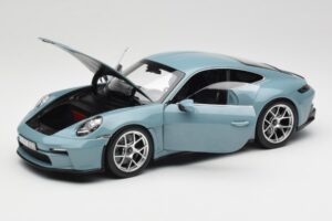 Porsche 911 992 S/T Meissen Blue Norev 1:18 187470 Metāls — attēls 2 no 8