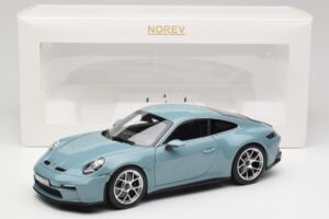 Porsche 911 992 S/T Meissen Blue Norev 1:18 187470 Metāls — attēls 8 no 8