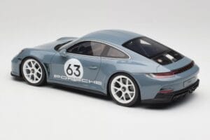 Porsche 911 992 ST Gentian Blue Metallic GT Spirit 1:18 GT491 Sveķi — attēls 5 no 6