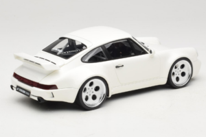 Porsche 911 992 Strosek Giga White GT Spirit 1:18 GT525 Sveķi — attēls 2 no 6