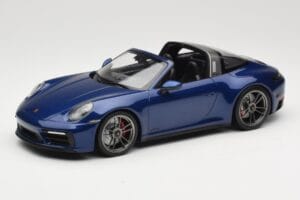 Porsche 911 992 Targa 4 GTS Blue Metallic Minichamps 1:18 155061060 Metāls