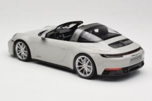Porsche 911 992 Targa 4 GTS Pelēks Minichamps 1:18 155061064 Metāls — attēls 5 no 6