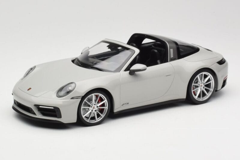 Porsche 911 992 Targa 4 GTS Pelēks Minichamps 1:18 155061064 Metāls