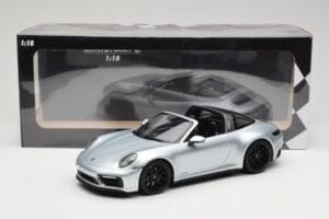 Porsche 911 992 Targa 4 GTS Sudrabs Minichamps 1:18 155061061 Metāls — attēls 6 no 6