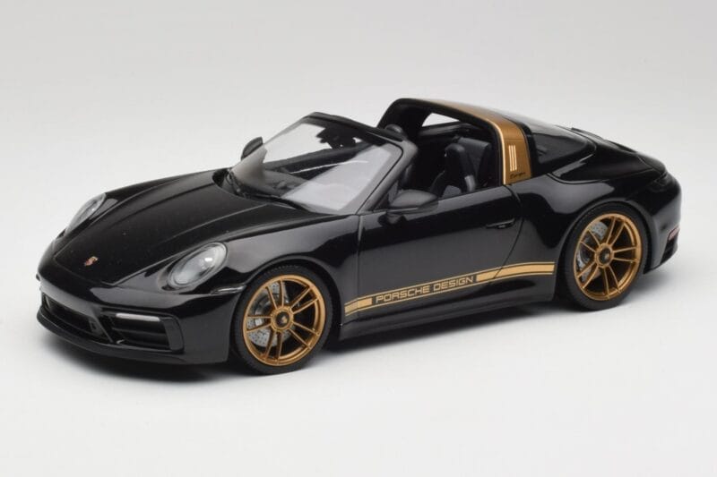 Porsche 911 992 Targa Porsche Design Melns & Zelts Concept Minichamps 1:18 PORSCHE001 Metāls