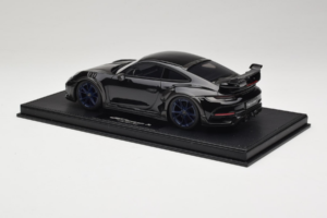 Porsche 911 992 TechArt GTstreet R Melns Ar Ziliem Diskiem TechArt 1:18 REMC009 Sveķi — attēls 5 no 6