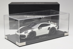 Porsche 911 992 TechArt GTstreet R Balts Ar Melniem Diskiem TechArt 1:18 REMC013 Sveķi — attēls 6 no 6