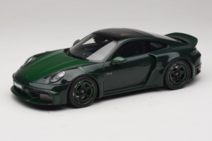 Porsche 911 992 Turbo S Brabus 900 Rocket R Mean Green GT Spirit 1:18 GT959 Sveķi