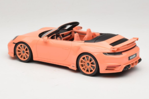 Porsche 911 992 Turbo S Cabriolet Brabus 900 Peetch GT Spirit 1:18 GT564 Sveķi — attēls 5 no 6