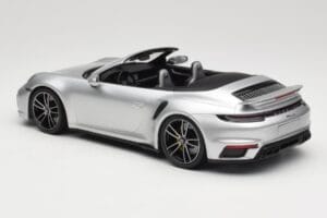 Porsche 911 992 Turbo S Kabriolets Sudrabs Minichamps 1:18 155069082 Metāls — attēls 5 no 6