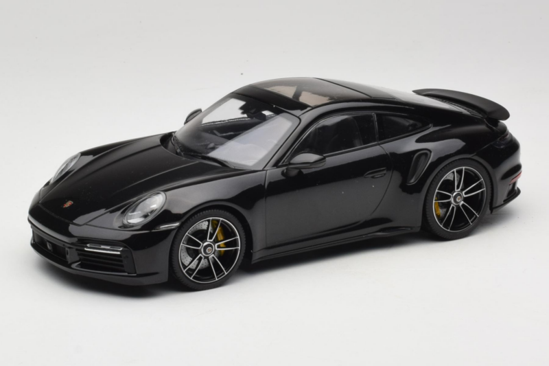Porsche 911 992 Turbo S Melns Minichamps 1:18 WAP02117BOL002 Metāls