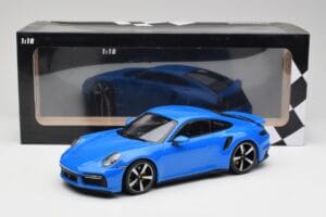 Porsche 911 992 Turbo S Gentian Zils Minichamps 1:18 155069074 Metāls — attēls 6 no 6