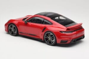 Porsche 911 992 Turbo S Sarkans Minichamps 1:18 155069070 Metāls — attēls 5 no 6