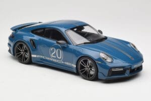 Porsche 911 992 Turbo S Sport Design Package Gentian Blue Metallic Minichamps 1:18 155069170 Metāls — attēls 4 no 6