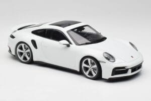 Porsche 911 992 Turbo S Balts Concept Minichamps 1:18 WAP0211620CNP Metāls — attēls 4 no 6