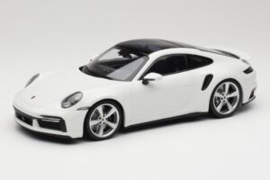 Porsche 911 Turbo S 992 Balts Minichamps 1:18 WAP0211620RTRB Metāls