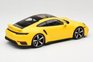 Porsche 911 992 Turbo S Dzeltens Minichamps 1:18 155069071 Metāls — attēls 2 no 6