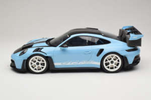 Porsche 911 992.1 GT3 RS Gulf Blue GT Spirit 1:12 GT497 Sveķi — attēls 3 no 6