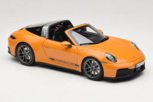 Porsche 911 992.2 Targa 4 GTS Bahama Yellow Norev 1:18 187190 Metāls — attēls 8 no 10