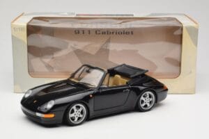 Porsche 911 993 Kabriolets Melns UT Models 1:18 27806-U1 Metāls — attēls 8 no 8