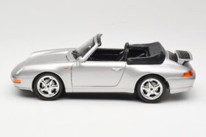 Porsche 911 993 Carrera Kabriolets Sudrabs Bburago 1:18 18-12039 Metāls — attēls 4 no 8