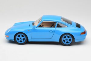 Porsche 911 993 Carrera Zils Bburago 1:18 3060 Metāls — attēls 4 no 8