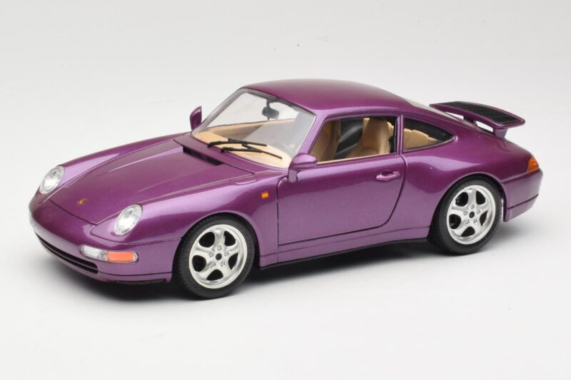 Porsche 911 993 Carrera Violets Bburago 1:18 3060-M2 Metāls