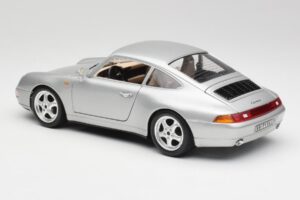 Porsche 911 993 Carrera Sudrabs Bburago 1:18 3050-M1 Metāls — attēls 4 no 8
