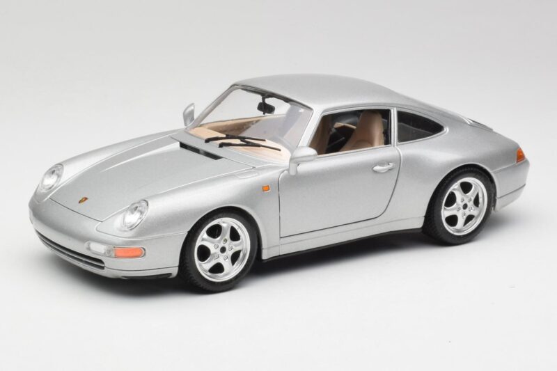 Porsche 911 993 Carrera Sudrabs Bburago 1:18 3050-M1 Metāls