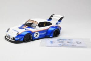 Porsche 911 993 RWB X Liberty Walk Balts Ar Zilu GT Spirit 1:18 GT530 Sveķi — attēls 7 no 8