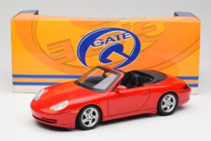 Porsche 911 996 Kabriolets Sarkans Gate 1:18 1051 Metāls — attēls 8 no 8