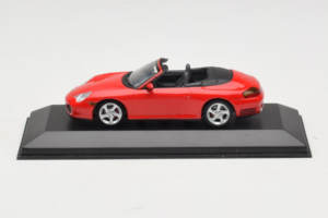 Porsche 911 996 Carrera 4S Kabriolets Sarkans Minichamps 1:43 400062831 Metāls