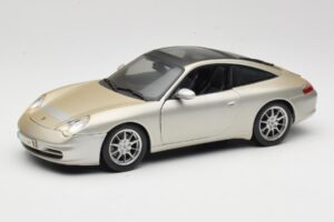 Porsche 911 996 Carrera 4S Sudrabs Maisto 1:18 WAP02102212 Metāls