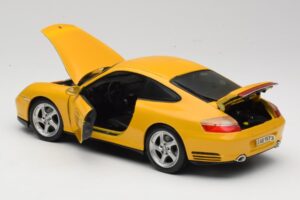 Porsche 911 996 Carrera 4S Dzeltens Maisto 1:18 WAP02101610 Metāls — attēls 5 no 8