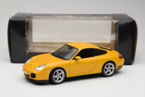 Porsche 911 996 Carrera 4S Dzeltens Maisto 1:18 WAP02101610 Metāls — attēls 8 no 8