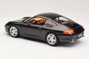 Porsche 911 996 Carrera Melns Bburago 1:18 3385-M2 Metāls — attēls 7 no 8