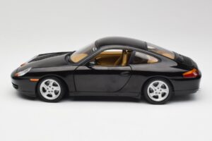 Porsche 911 996 Carrera Melns Gate 1:18 1043 Metāls — attēls 4 no 8