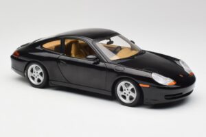 Porsche 911 996 Carrera Melns Gate 1:18 1043 Metāls — attēls 6 no 8