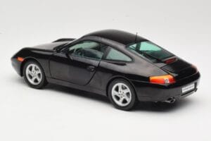 Porsche 911 996 Carrera Melns Sun Star 1:18 1202 Metāls — attēls 7 no 8