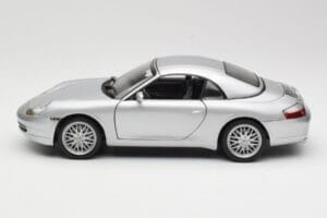 Porsche 911 996 Carrera Kabriolets Sudrabs Hot Wheels 1:18 213595 Metāls — attēls 4 no 8