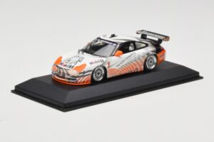Porsche 911 996 GT3 Cup Mobil 1 #1 VIP Car 2004 Minichamps 1:43 WAP02012115-R1 Metāls — attēls 2 no 4