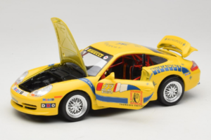 Porsche 911 996 GT3 Cup #22 Bburago 1:18 3395 Metāls — attēls 2 no 8