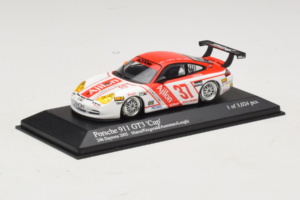Porsche 911 996 GT3 Cup #37 Matos / Fitzgerald Rolex 24 at Daytona 2005 Minichamps 1:43 400056237 Metāls — attēls 2 no 4