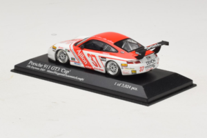 Porsche 911 996 GT3 Cup #37 Matos / Fitzgerald Rolex 24 at Daytona 2005 Minichamps 1:43 400056237 Metāls — attēls 3 no 4